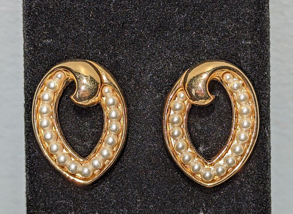 Faux Pearl Set in Gold Tone Post Earrings